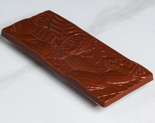 53% Brazilian Single Origin ‘Dark-Milk’ Chocolate Tablette